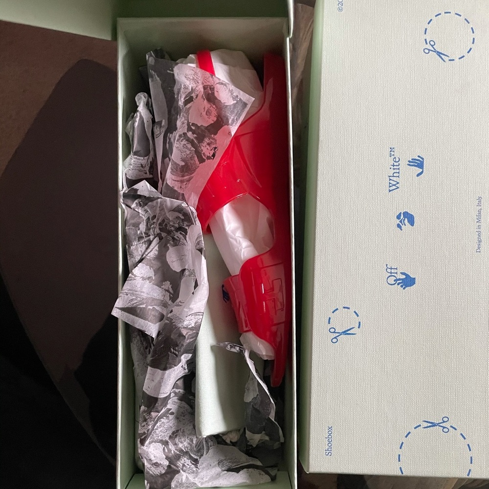 NWT! Off-White Sandals